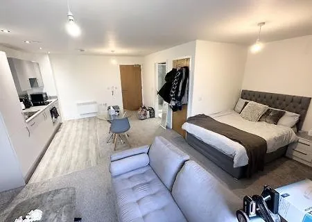 Luxury Flat In Centre Apartment *