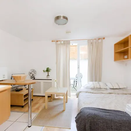 Luxury Flat In Centre Apartment *